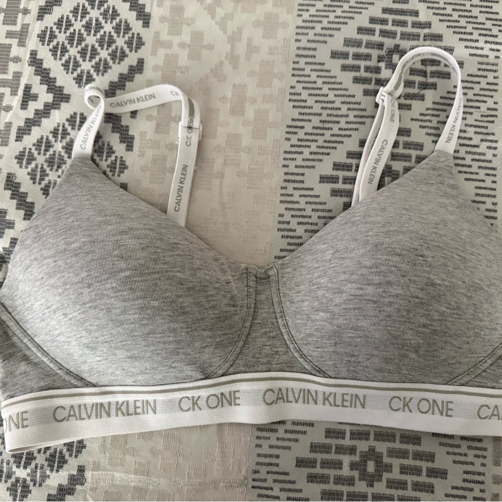 Calvin Klein Light Gray Bra